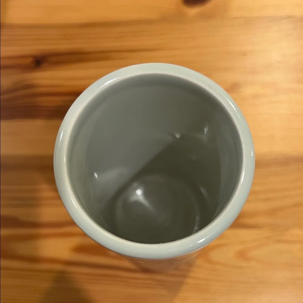 Bjorn Wiinblad Blue and White “Flora”Ceramic Vase - Picture 5 of 8